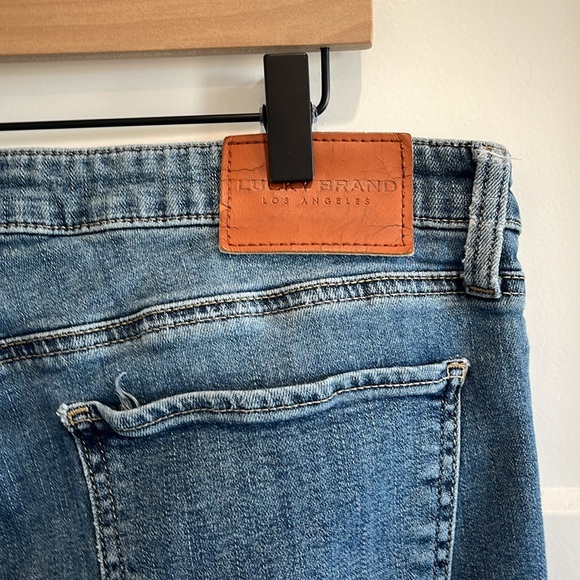 Lucky Brand jeans, size 12/31 - Picture 5 of 7